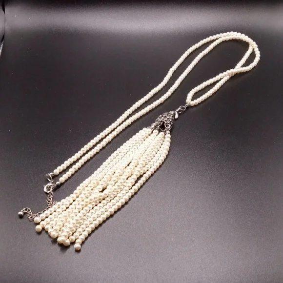 HP: VINTAGE FAUX PEARL TASSEL NECKLACE - Picture 5 of 7
